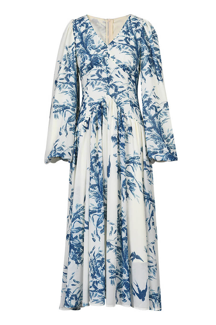 Classic Vintage Dress with a Flattering Fit