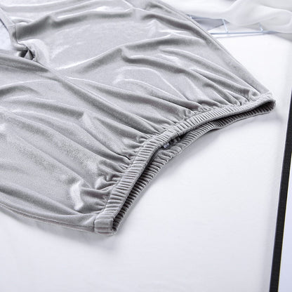 Effortlessly Elegant Garment with a Timeless Design