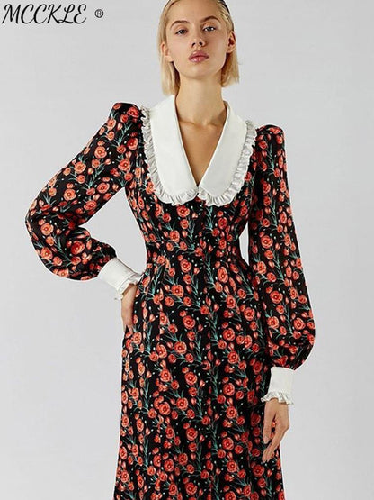 Well Tailored Dress with a Graceful Silhouette