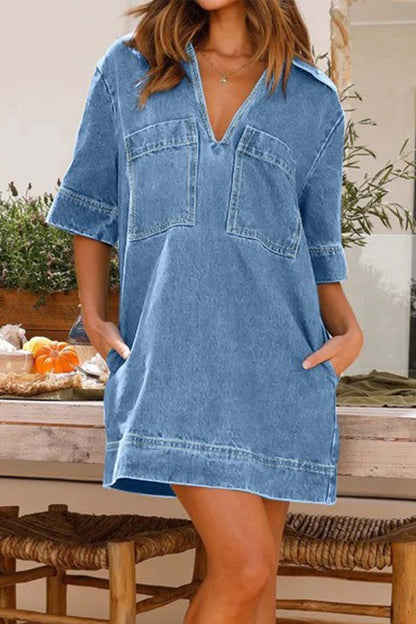 Beautifully Finished Dress in a Timeless Design
