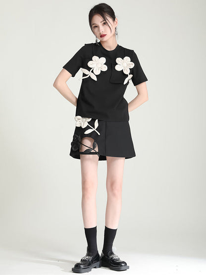 Well Tailored T-Shirt with a Graceful Silhouette
