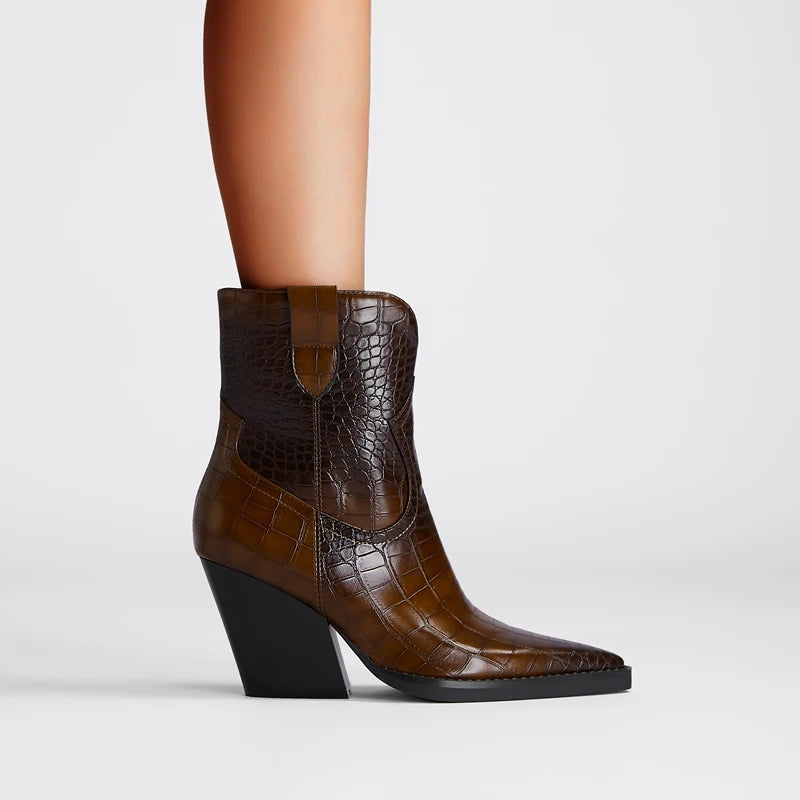 Well Tailored Boots with a Graceful Silhouette