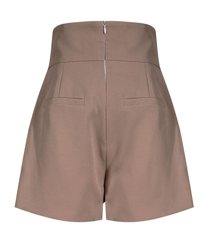 Polished Garment with an Effortless Classic Look