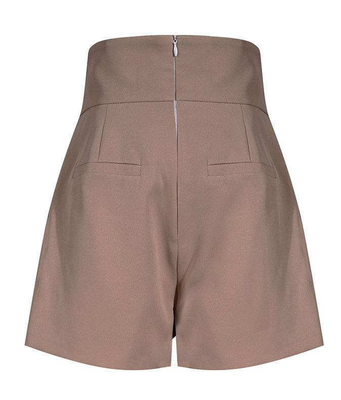 Effortlessly Elegant Garment with a Timeless Design