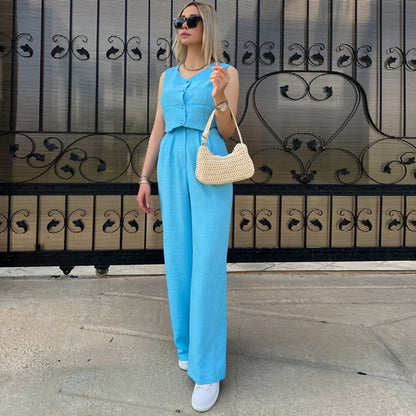 Effortlessly Elegant Trousers with a Timeless Design