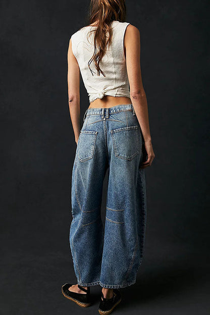 Well Tailored Garment with a Graceful Silhouette