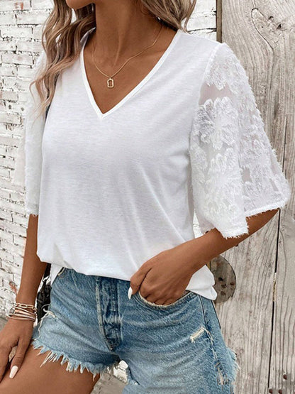 Classic Vintage T-Shirt with a Flattering Fit