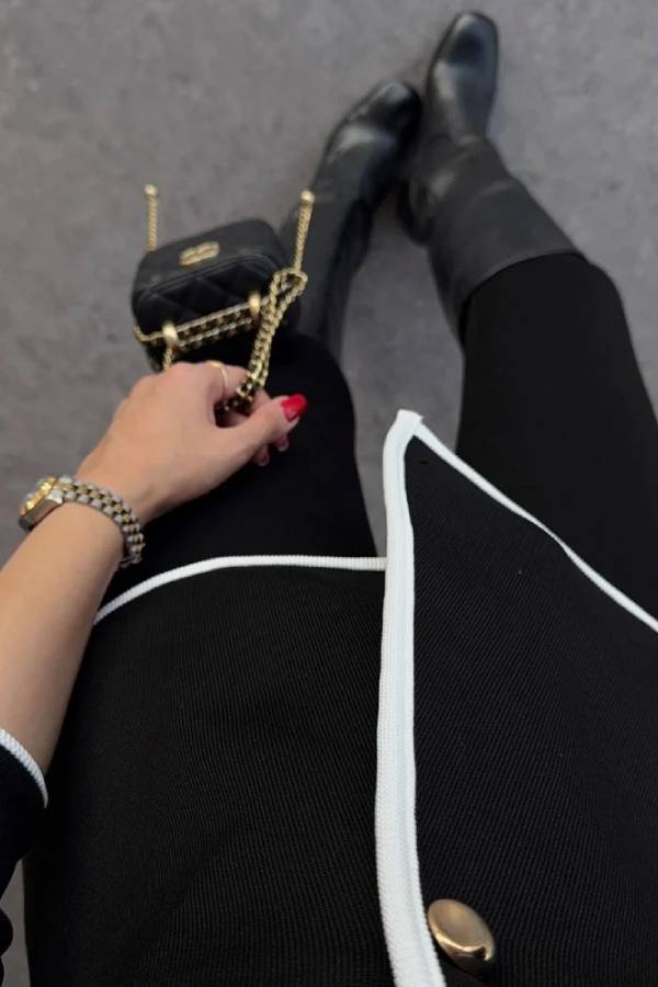 Sophisticated Jacket with a Clean Classic Look