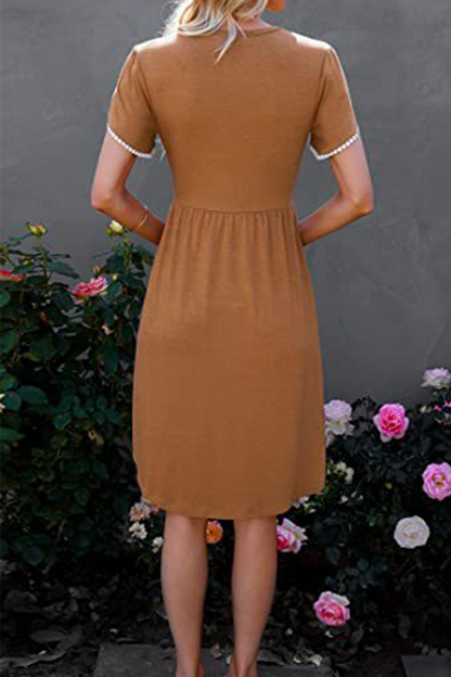 Classic Vintage Dress with a Flattering Fit