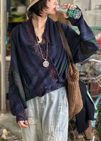 Well Tailored Coat with a Graceful Silhouette