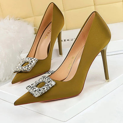 Sophisticated Heels with a Clean Classic Look