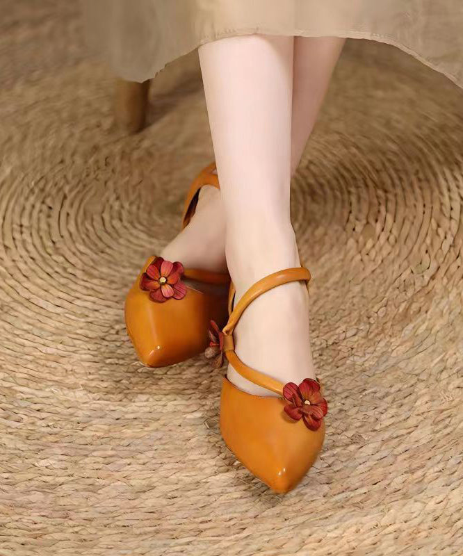 Well Tailored Sandals with a Graceful Silhouette