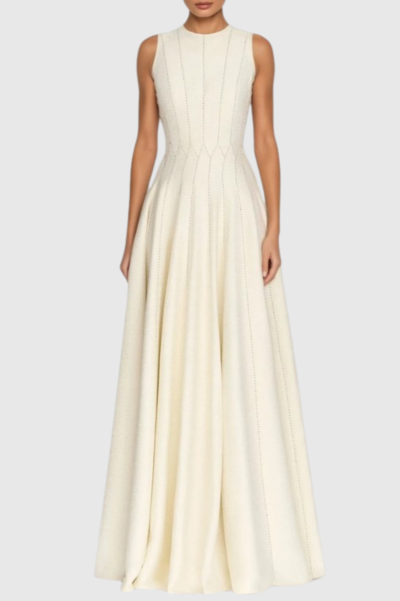 Effortlessly Elegant Dress with a Timeless Design