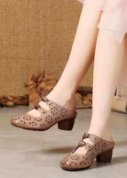 A Vintage Style Heels with Delicate Timeless Details