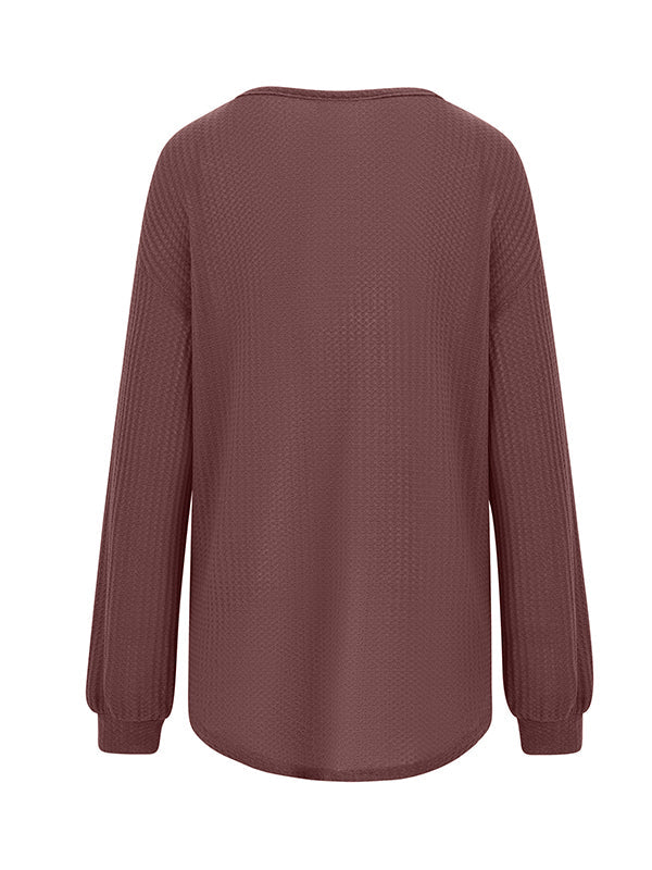 Beautifully Crafted T-Shirt in a Classic Style