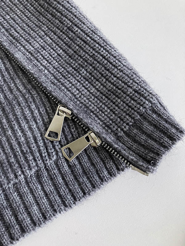 Classic Vintage Sweater with a Flattering Fit