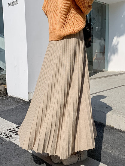 Well Tailored Garment with a Graceful Silhouette