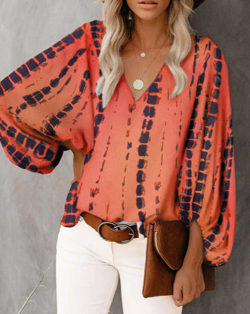 Well Tailored Blouse with a Graceful Silhouette