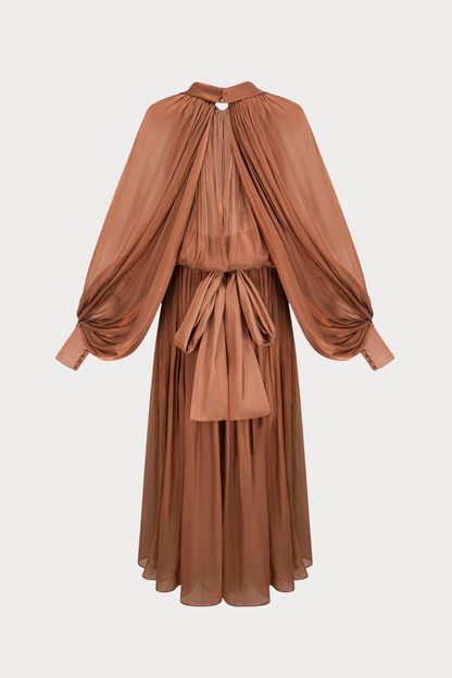 Effortlessly Elegant Dress with a Timeless Design