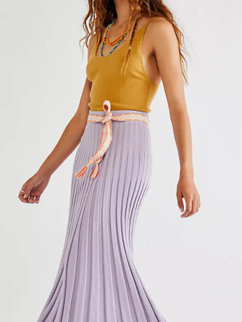 Sophisticated Garment with a Clean Classic Look