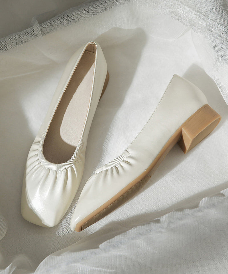Sophisticated Garment with a Clean Classic Look