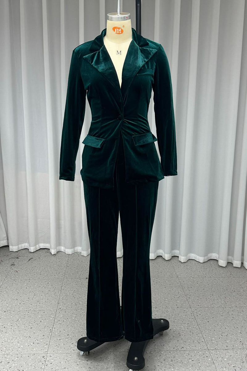 Classic Vintage Garment with a Flattering Fit