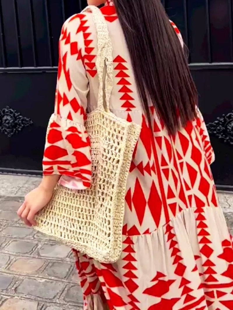 Classic Vintage Dress with a Flattering Fit