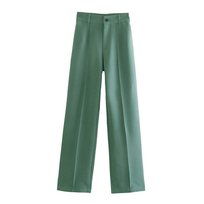 Well Tailored Pants with a Graceful Silhouette