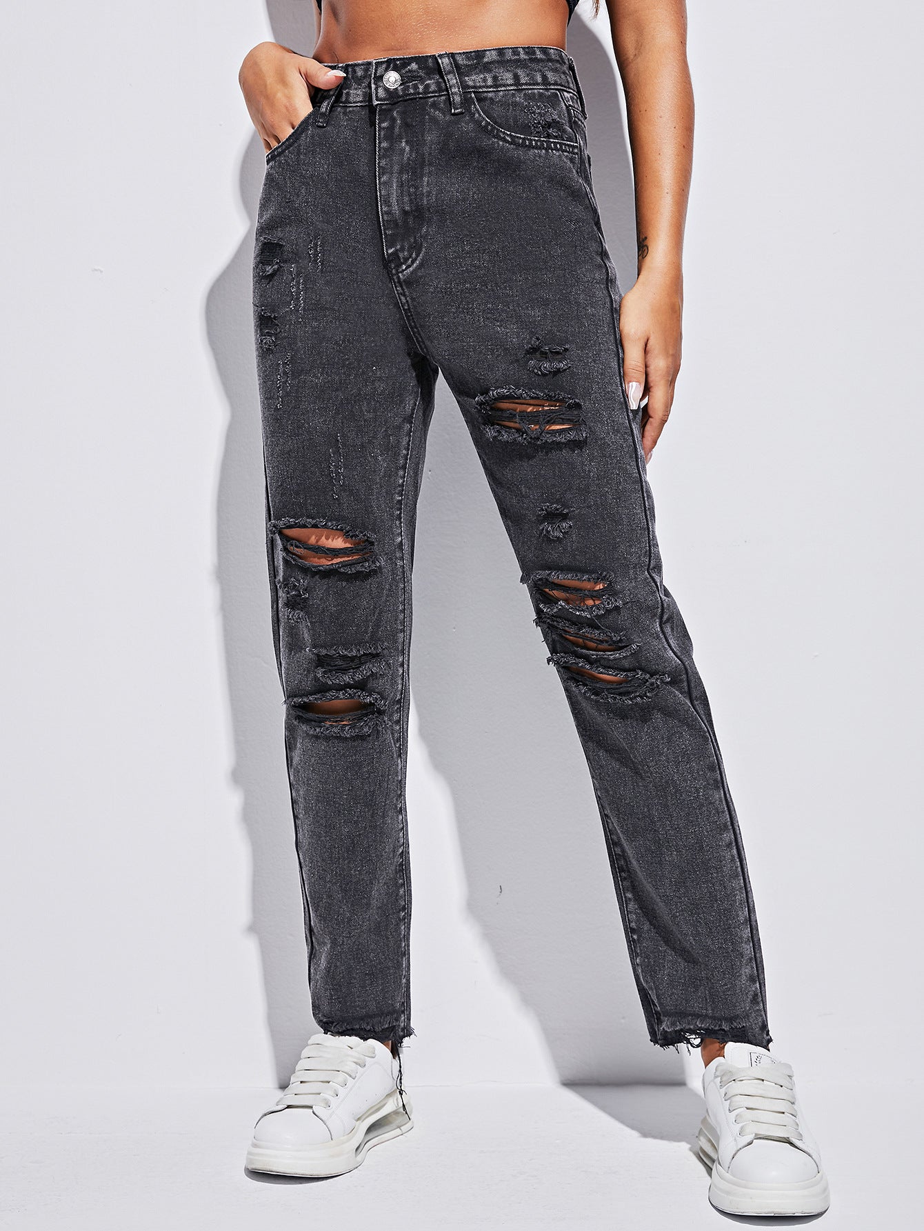 Beautifully Finished Pants in a Timeless Design