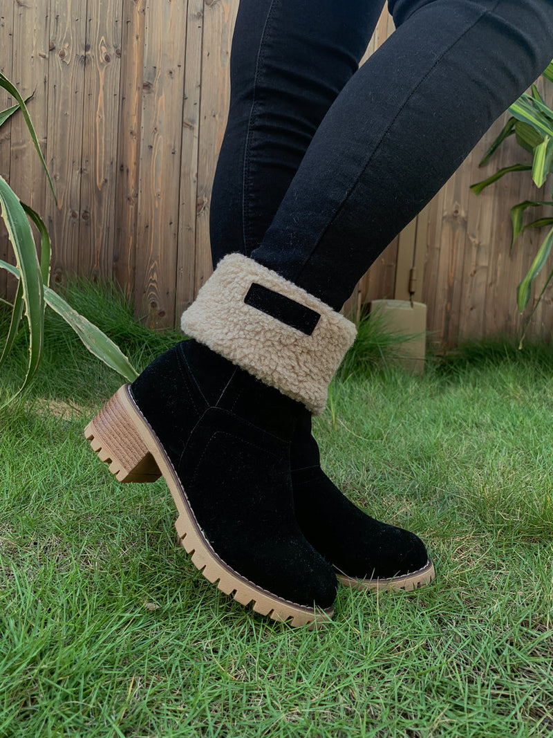 Gracefully Styled Boots for Any Occasion