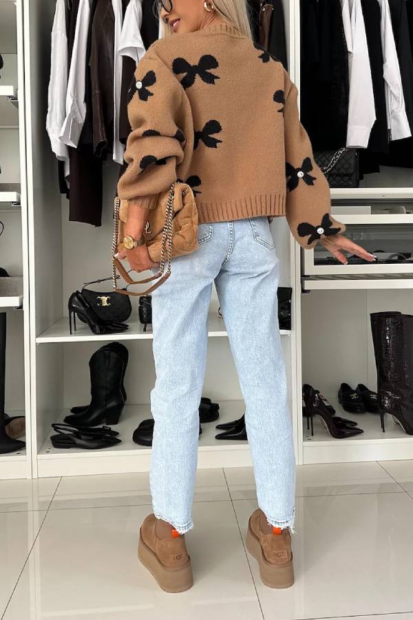 Polished Cardigan with an Effortless Classic Look