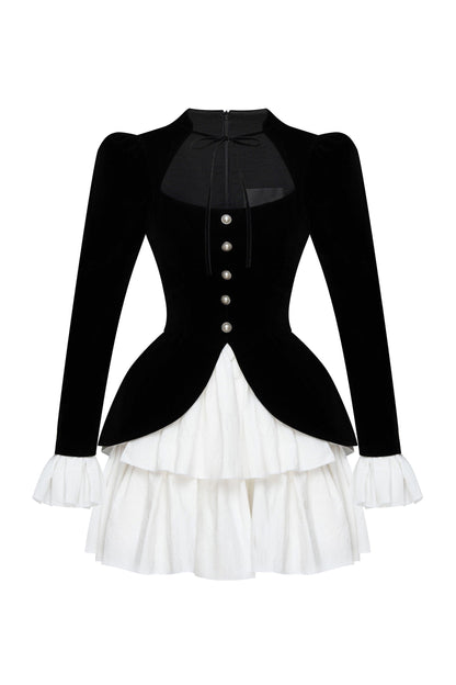 Gracefully Styled Dress for Any Occasion