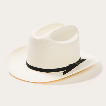 Well Tailored Garment with a Graceful Silhouette