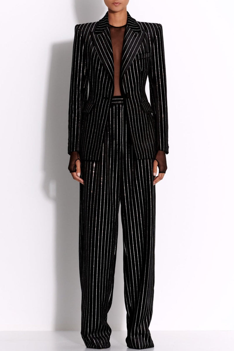 Sophisticated Garment with a Clean Classic Look