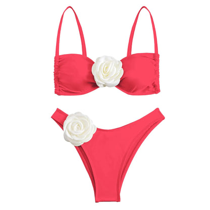 Effortlessly Elegant Bikini with a Timeless Design