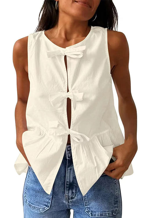 Well Tailored Top with a Graceful Silhouette