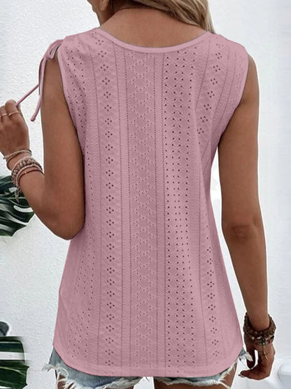 Polished Top with an Effortless Classic Look