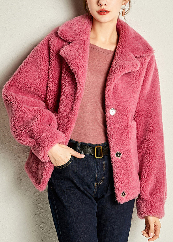 Beautifully Finished Coat in a Timeless Design