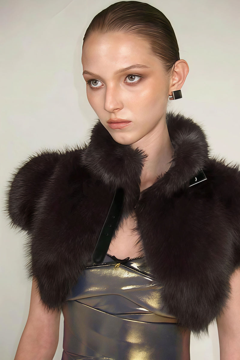 Beautifully Finished Garment in a Timeless Design