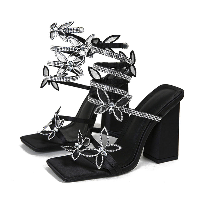 A Vintage Style Heels with Delicate Timeless Details