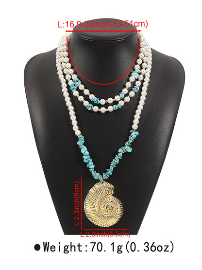 Effortlessly Elegant Garment with a Timeless Design