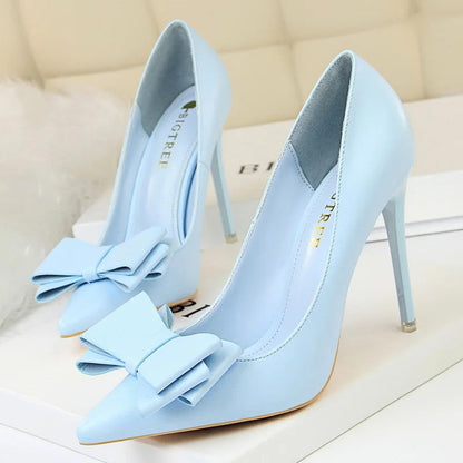 Well Tailored Heels with a Graceful Silhouette