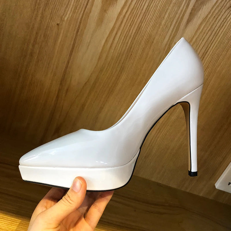 Well Tailored Heels with a Graceful Silhouette