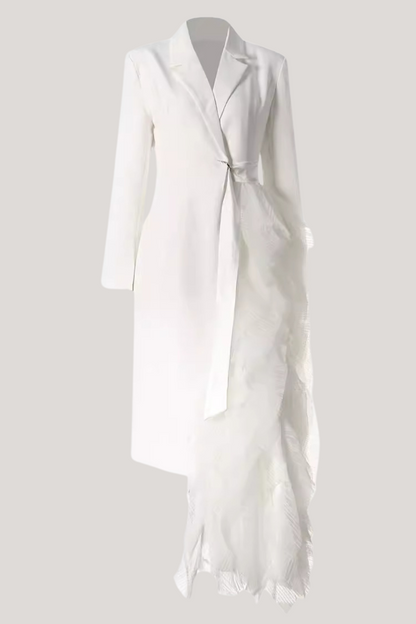 Elegantly Styled Coat for Everyday Wear