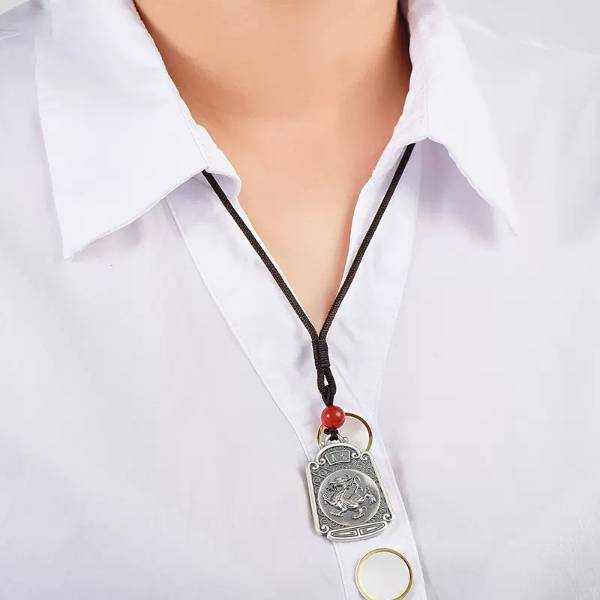 Sophisticated Garment with a Clean Classic Look