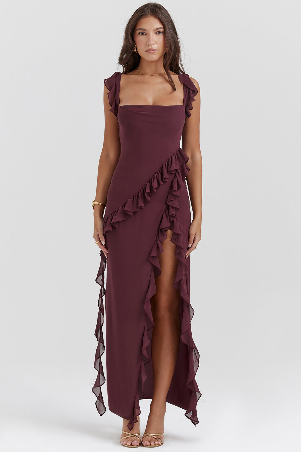 Gracefully Styled Dress for Any Occasion