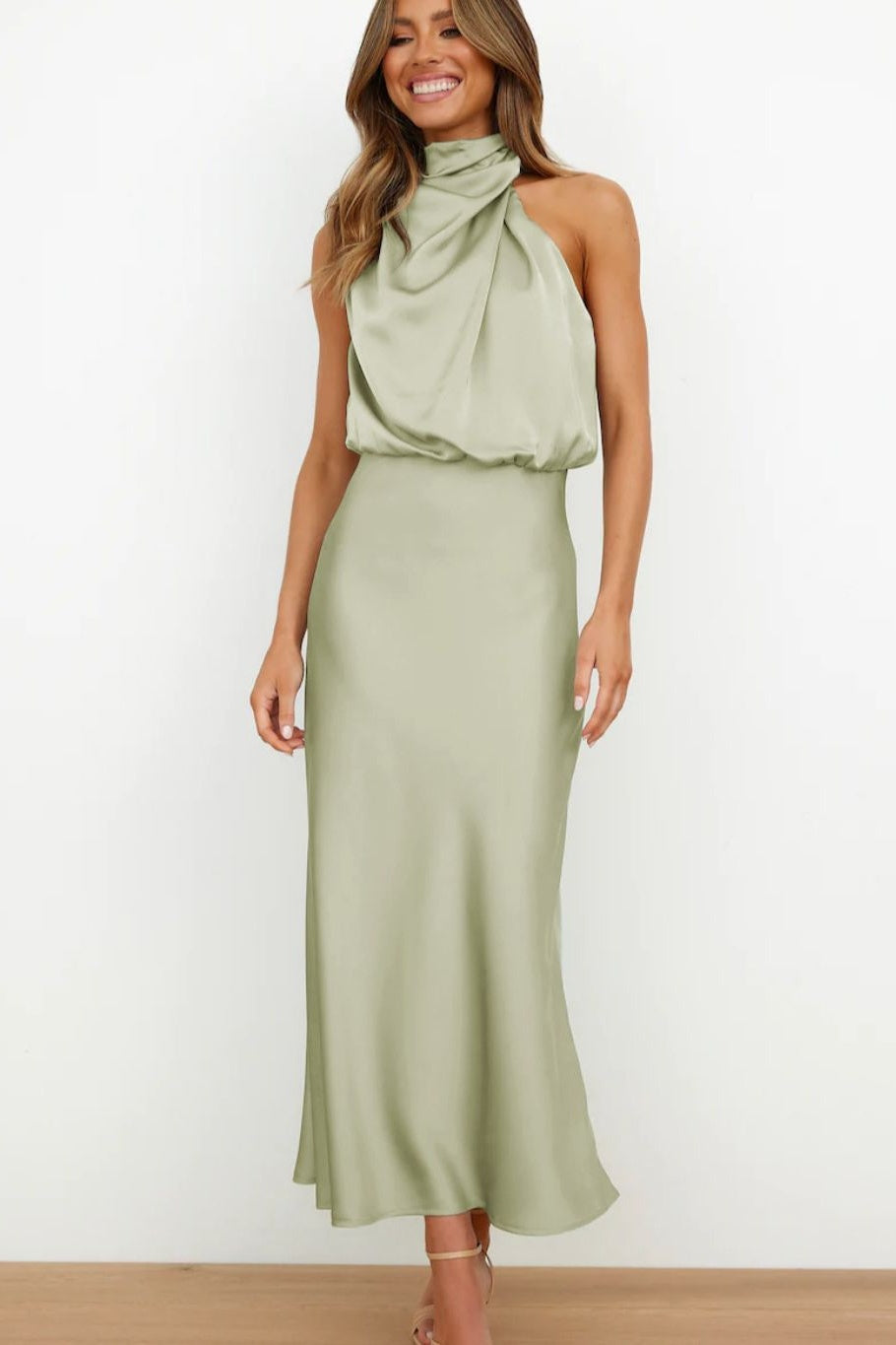 Classic Vintage & Enduringly Stylish Dress