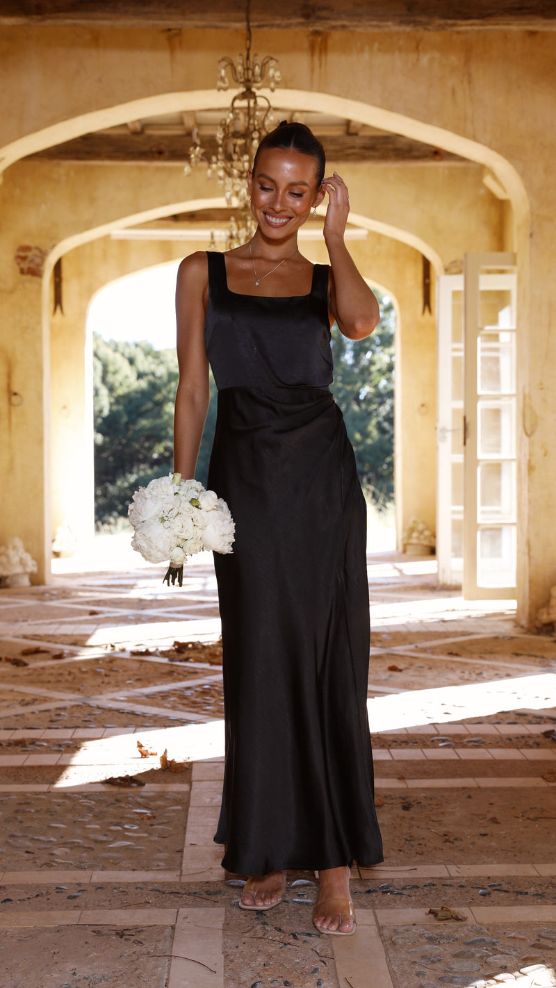 Polished Dress with an Effortless Classic Look