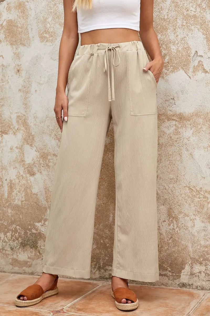 Well Tailored Pants with a Graceful Silhouette