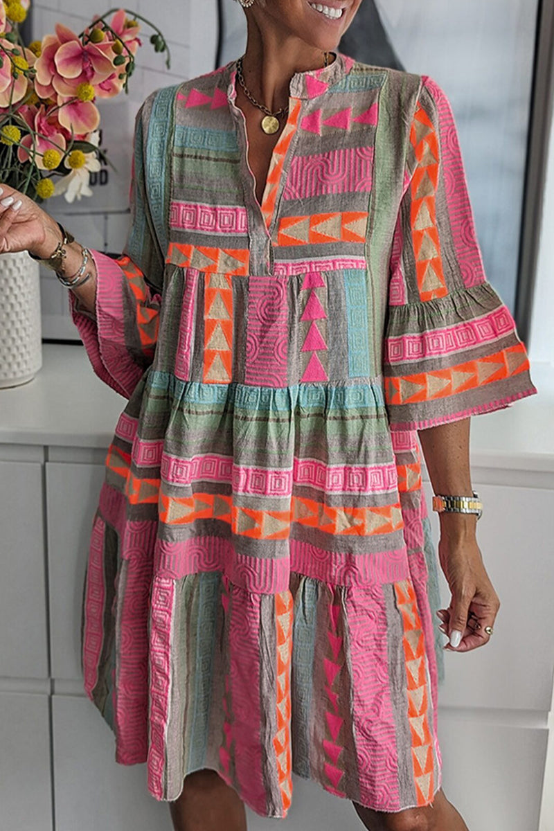 Well Tailored Dress with a Graceful Silhouette